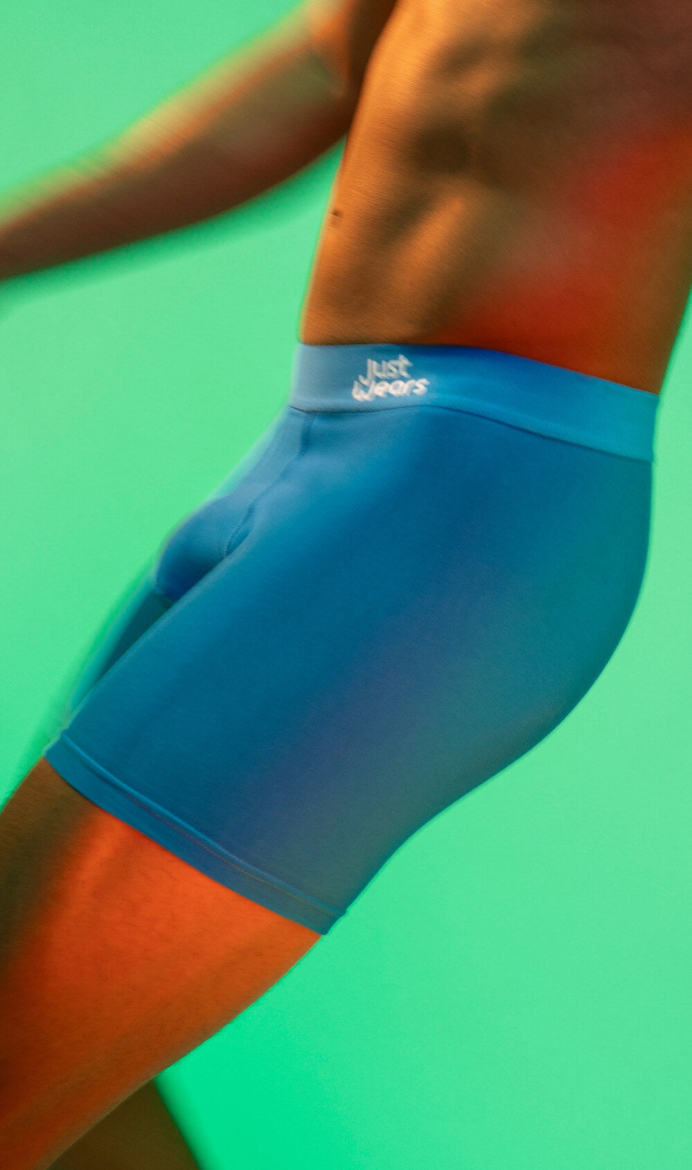 an image on the site just wears